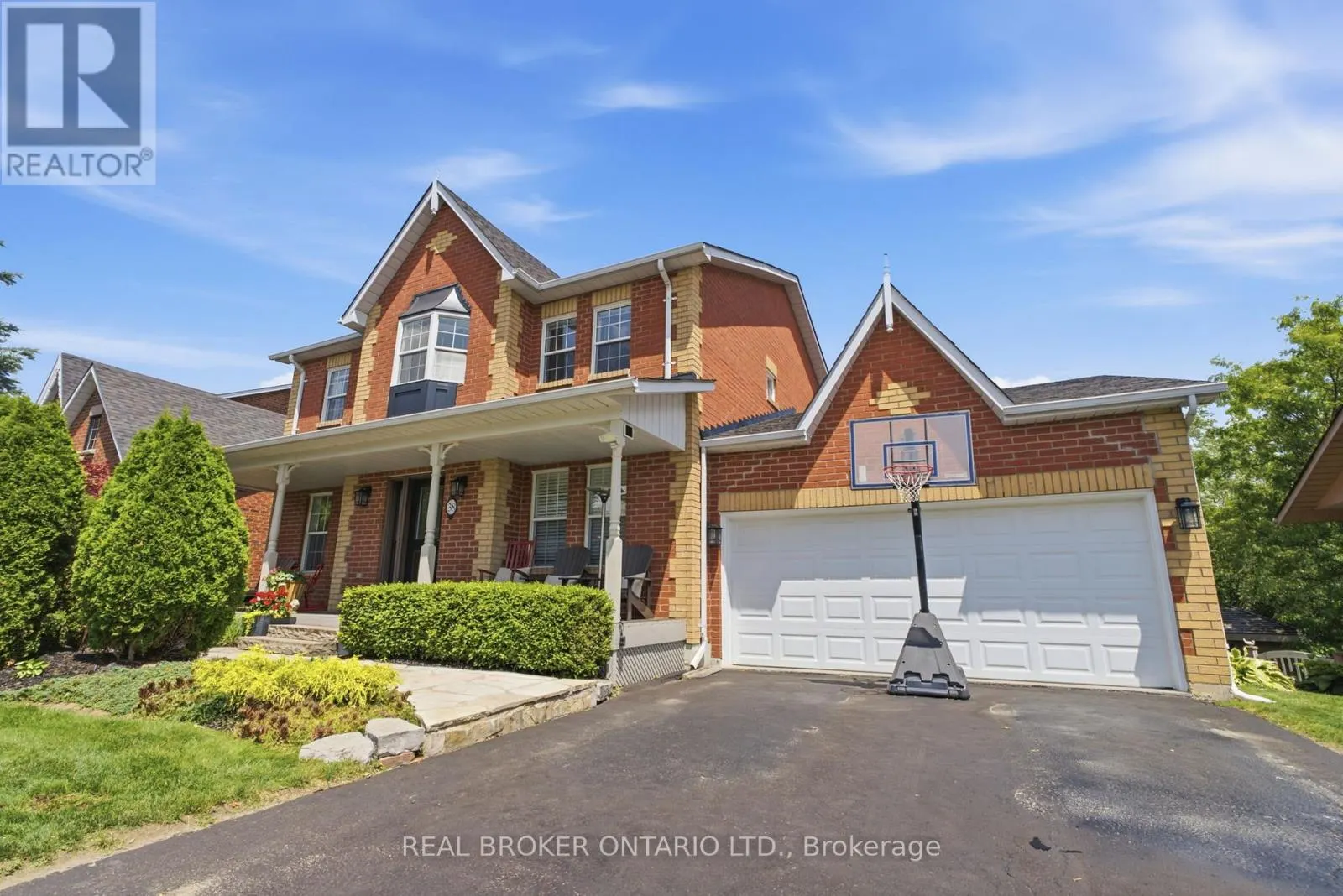 38 GALLOWAY CRESCENT
