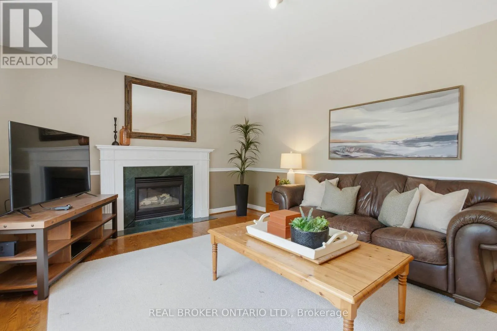 38 GALLOWAY CRESCENT