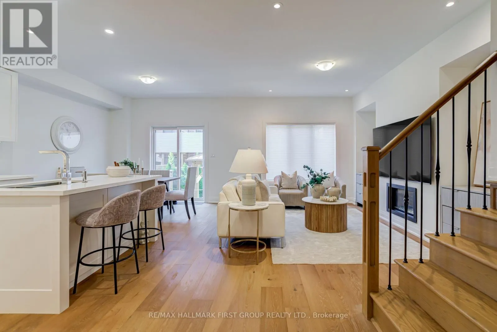 5 HARRY THORNTON LANE