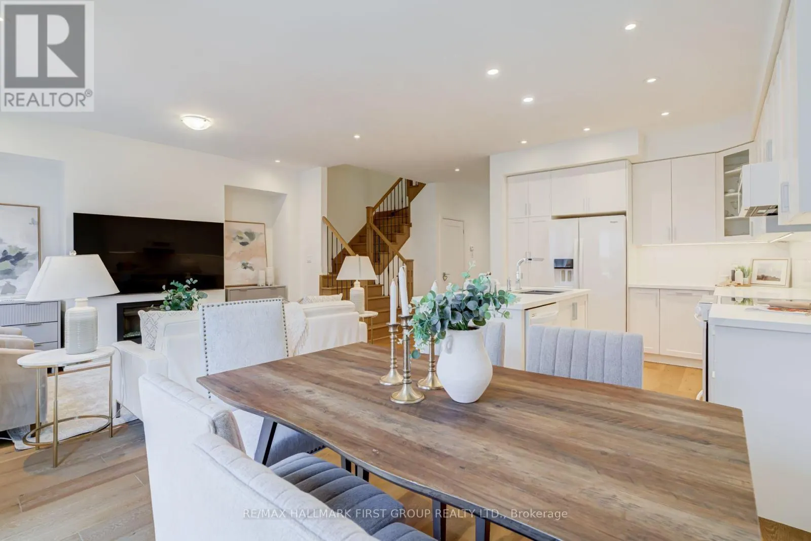 5 HARRY THORNTON LANE
