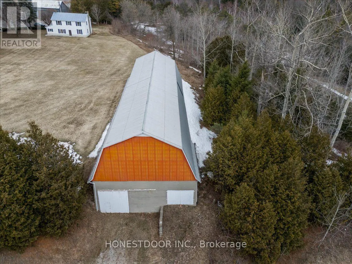 5974 5TH SIDE ROAD