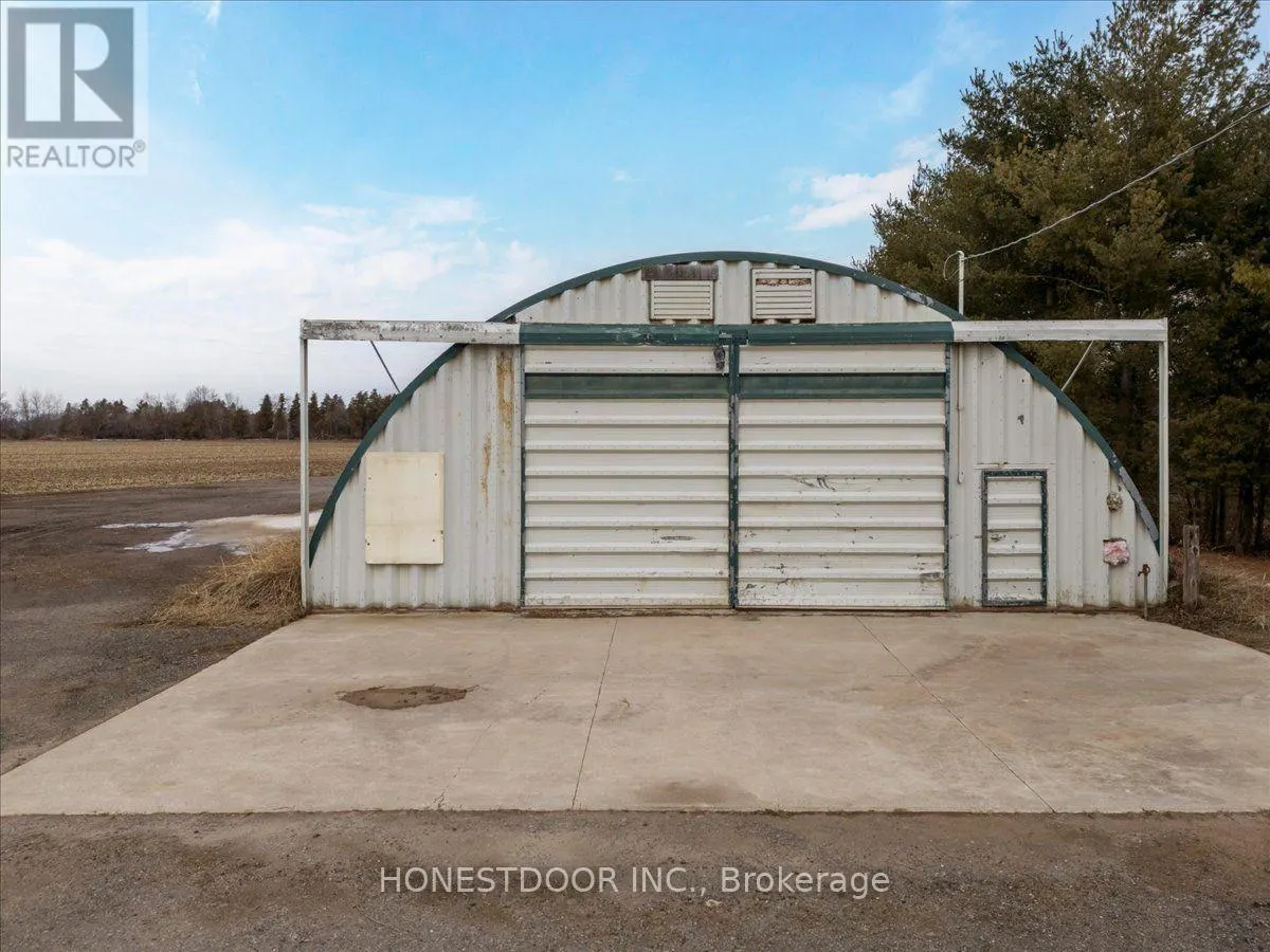 5974 5TH SIDE ROAD