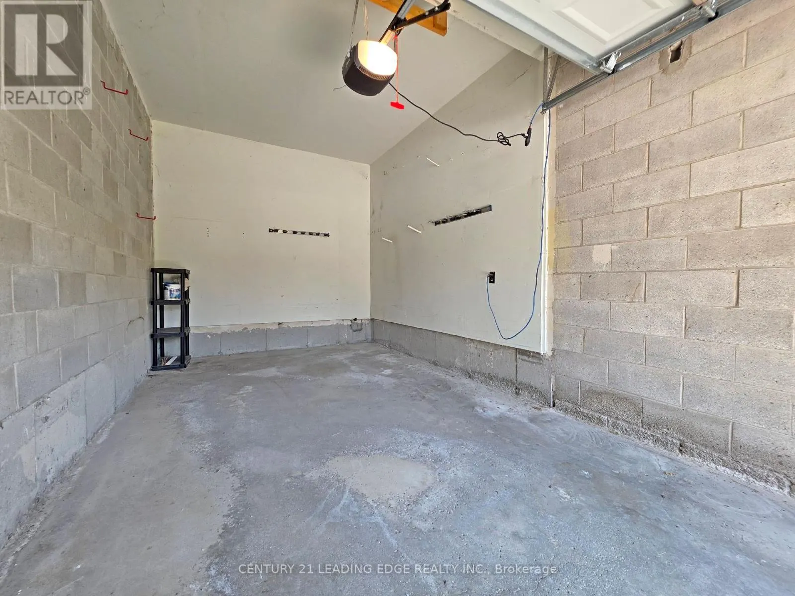 6 - 433 MAY STREET