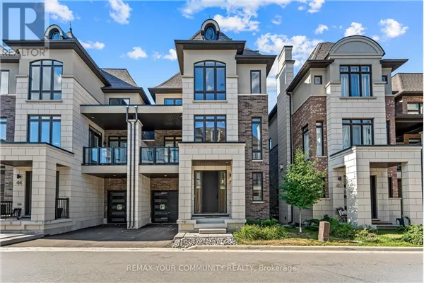 42 GLOBEMASTER LANE