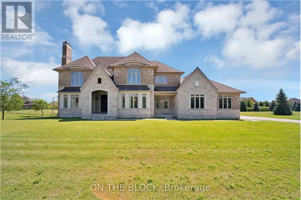 24 WHITEWOOD DRIVE