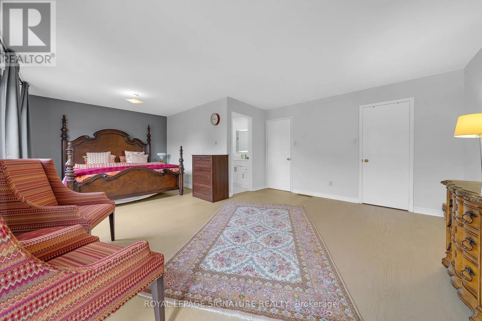 107 ROXBOROUGH LANE