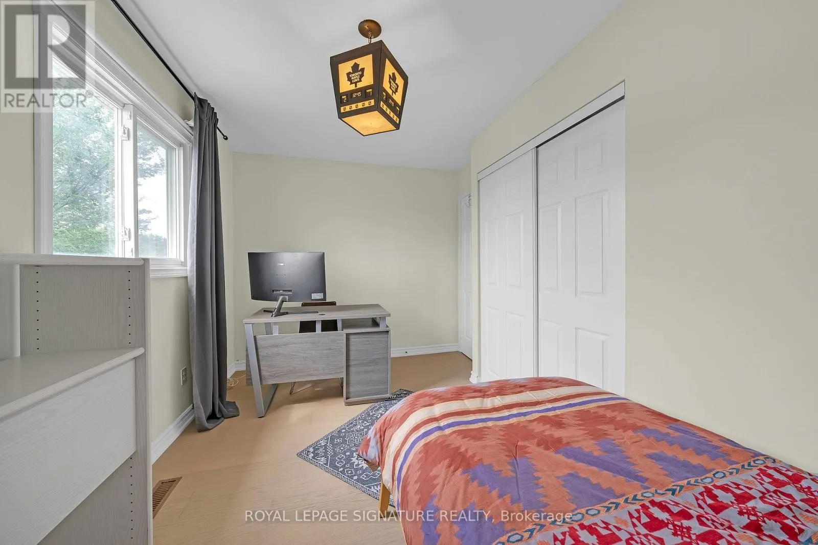 107 ROXBOROUGH LANE