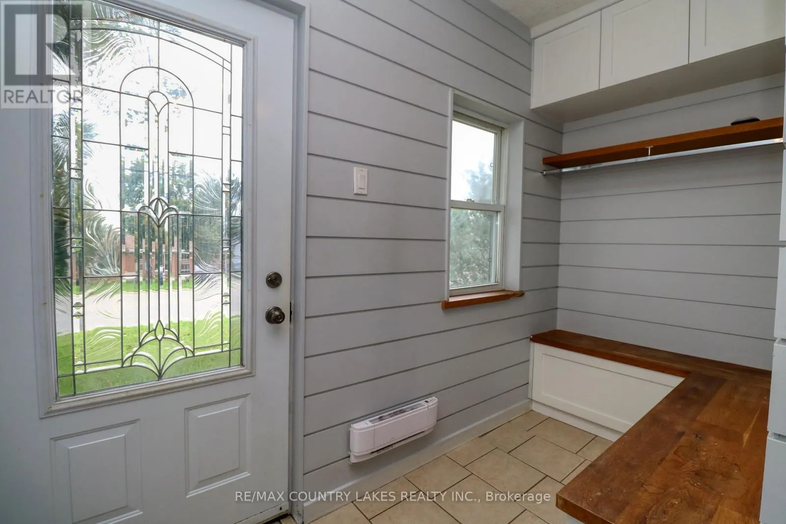 607 SIMCOE STREET