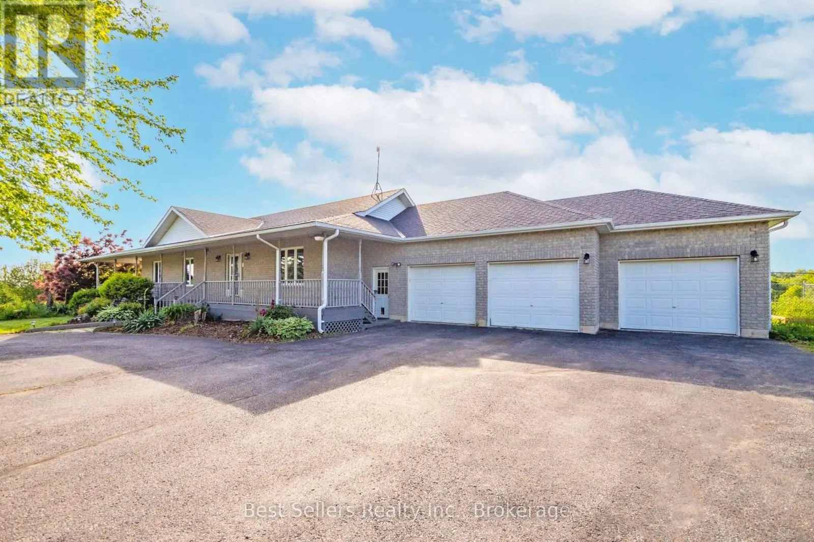 14 PIONEER RIDGE COURT