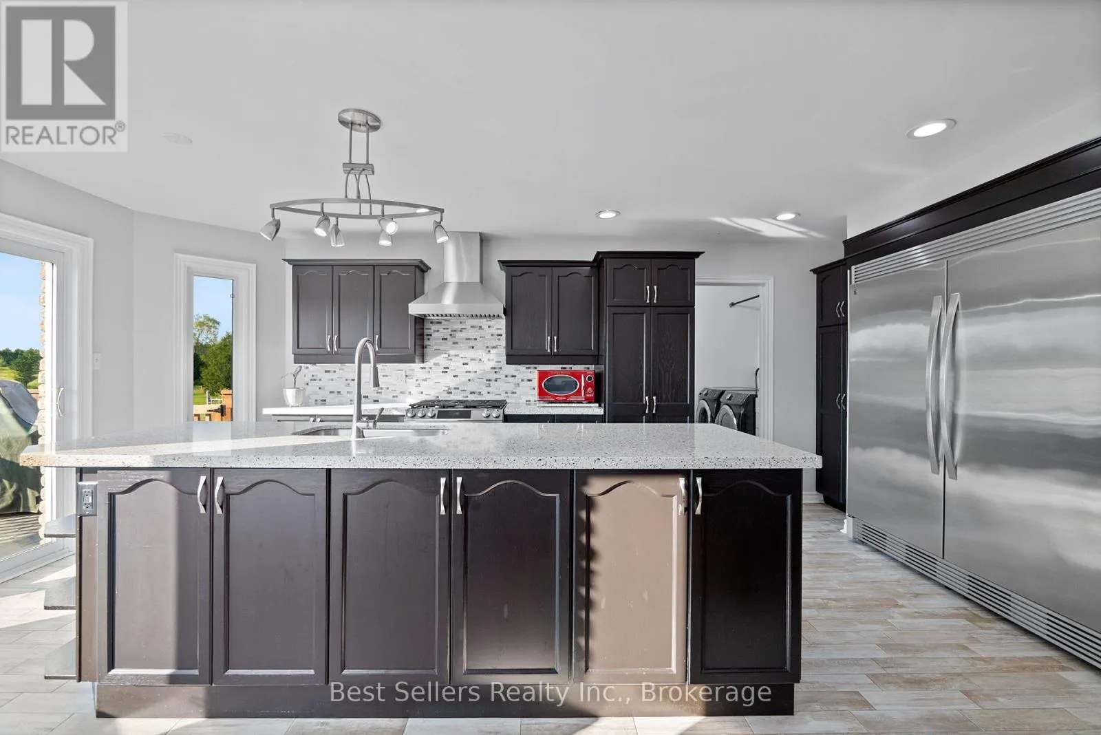 14 PIONEER RIDGE COURT