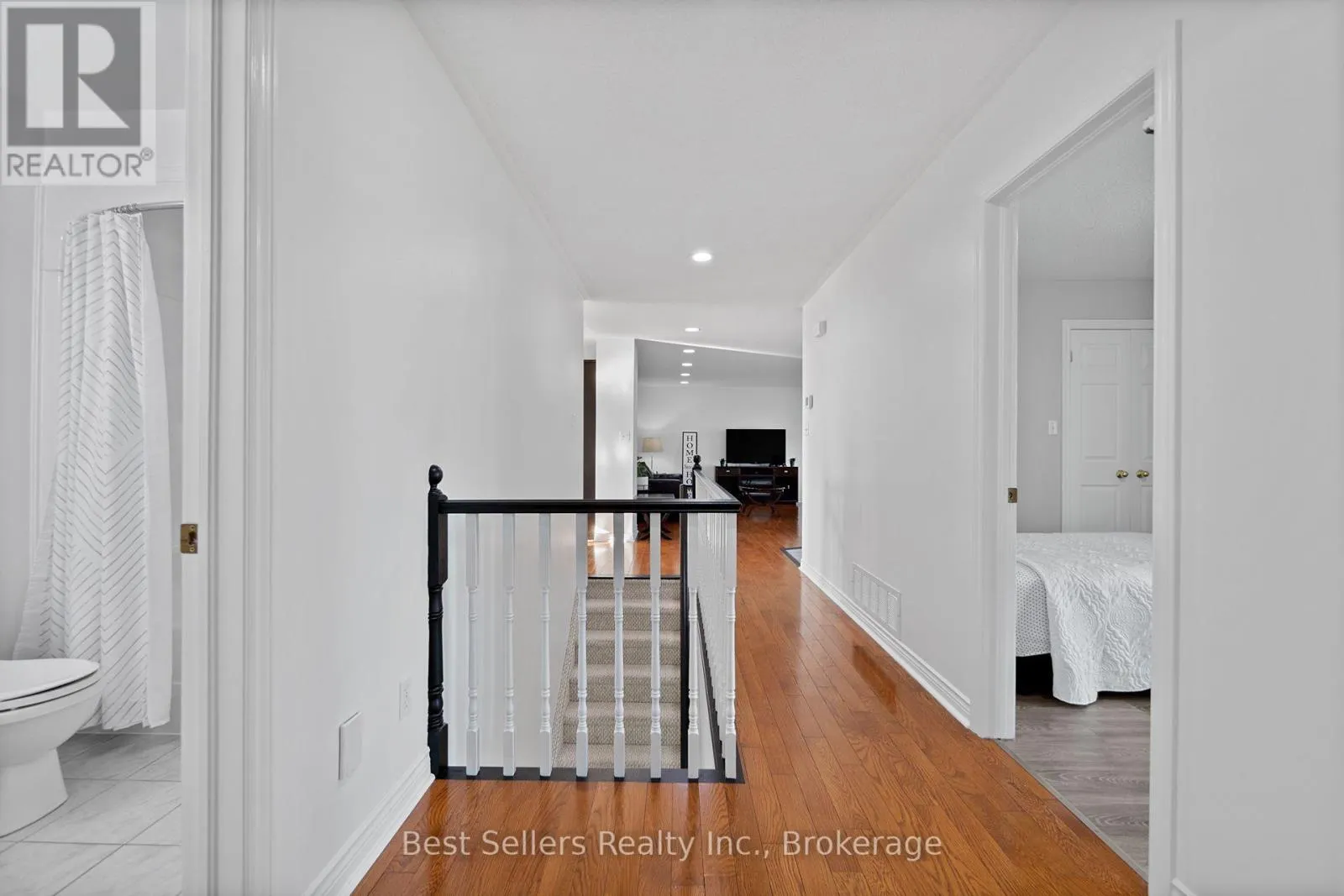 14 PIONEER RIDGE COURT