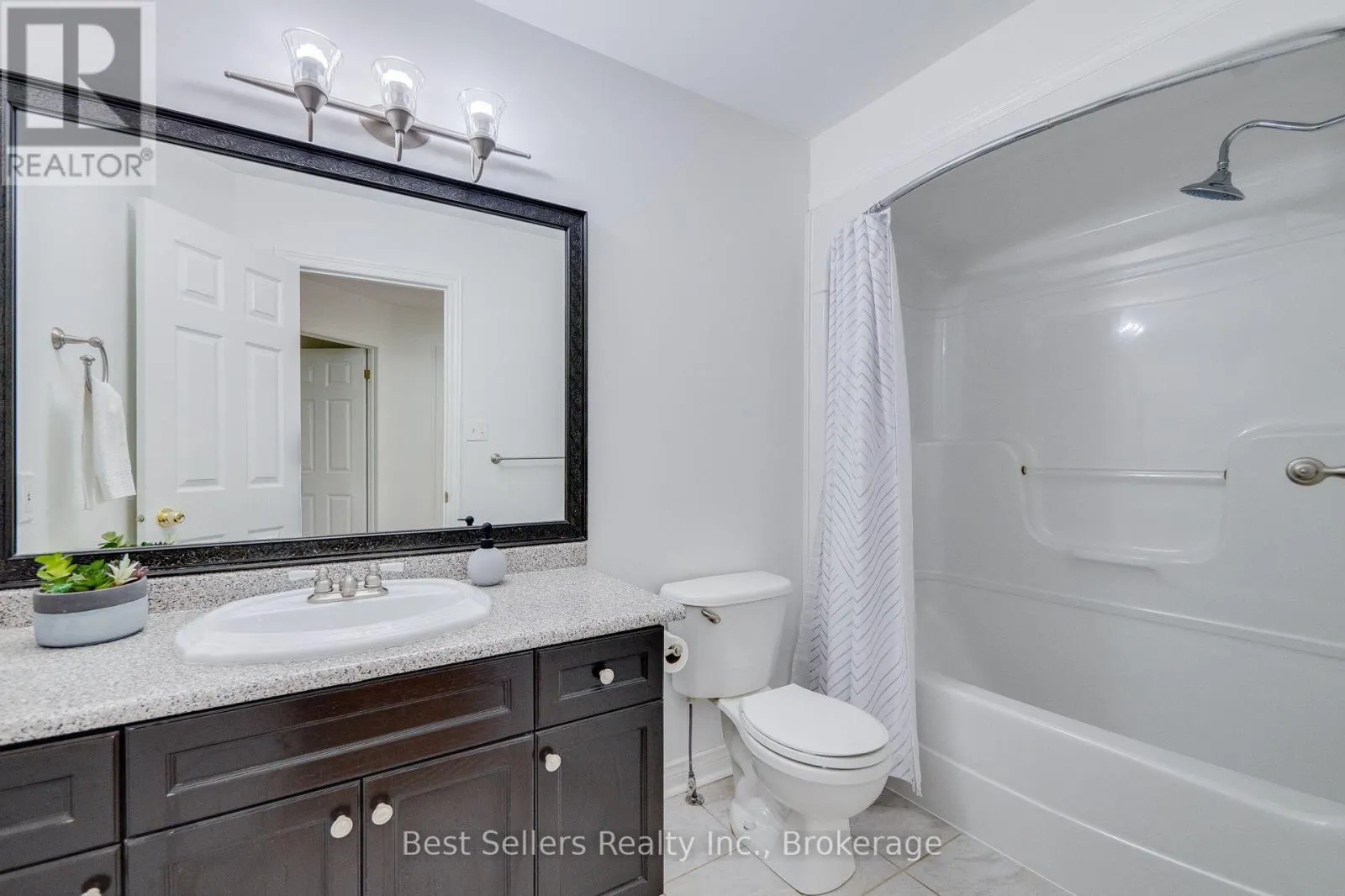 14 PIONEER RIDGE COURT