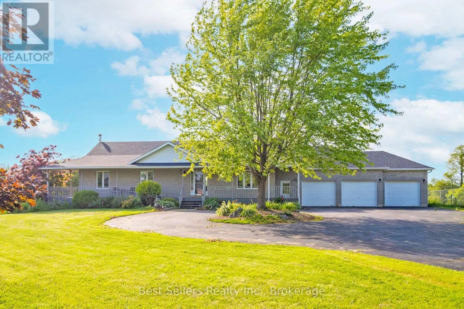 14 PIONEER RIDGE COURT