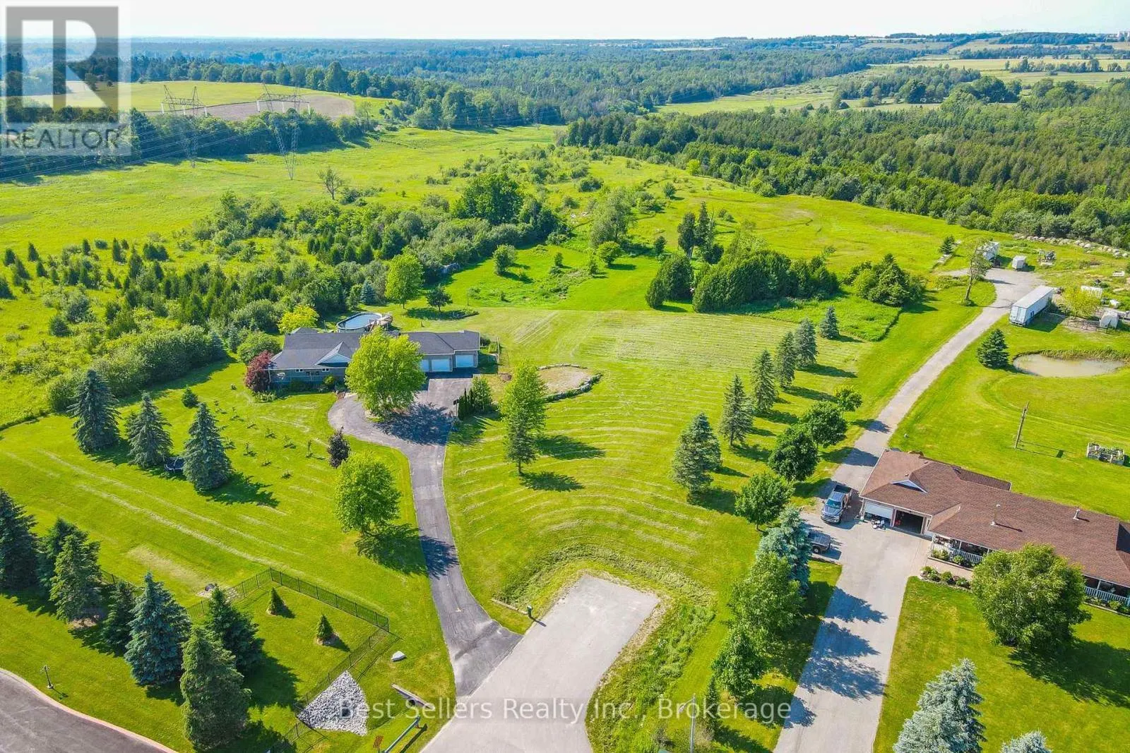 14 PIONEER RIDGE COURT
