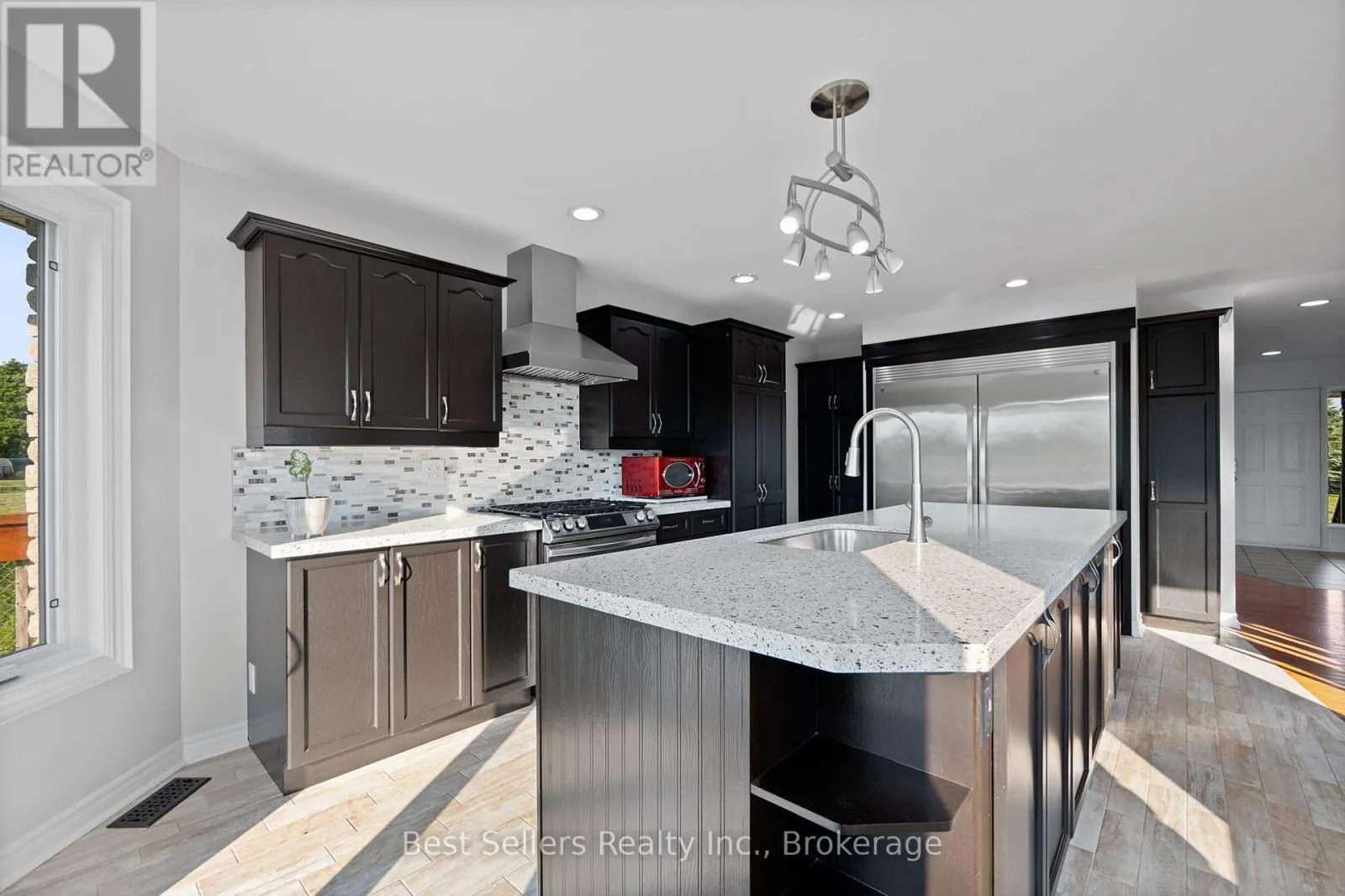 14 PIONEER RIDGE COURT