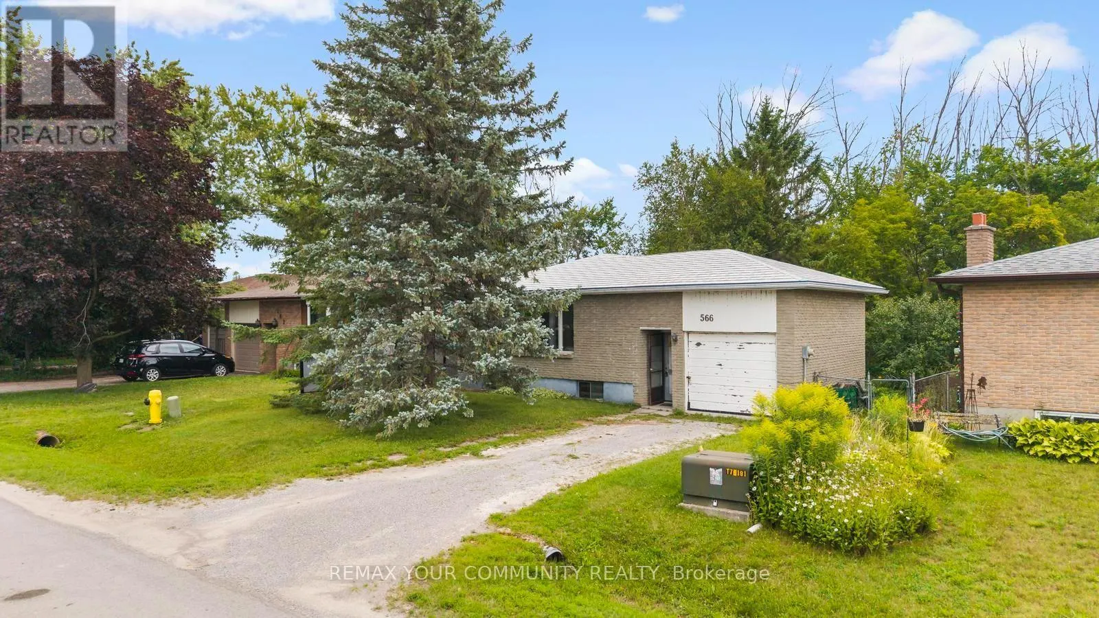 566 HIGHLAND CRESCENT