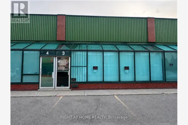 3 - 85 WEST WILMOT STREET