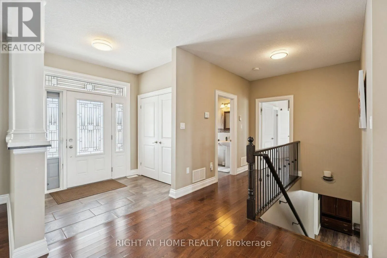 10 BROLLEY CRESCENT