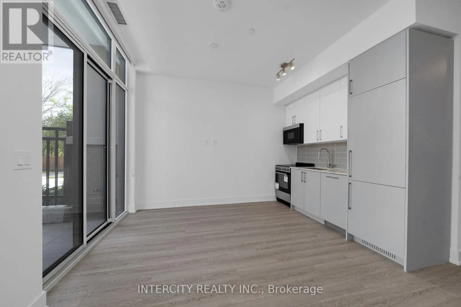 110 - 2075 KING ROAD
