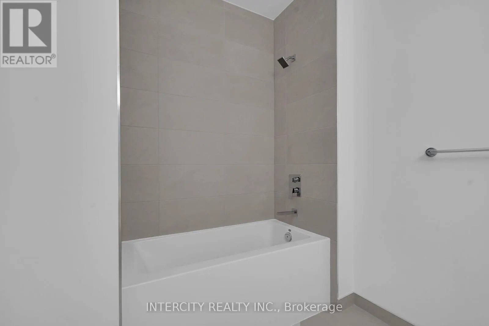110 - 2075 KING ROAD