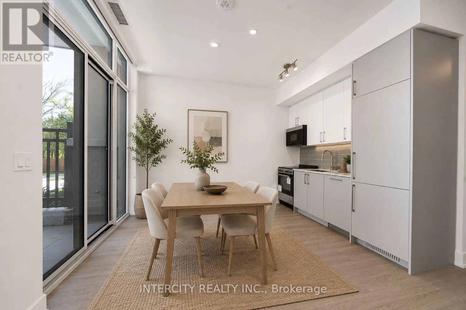 110 - 2075 KING ROAD