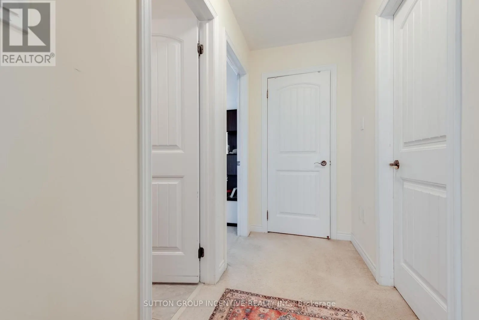 174 MAPLEWOOD DRIVE