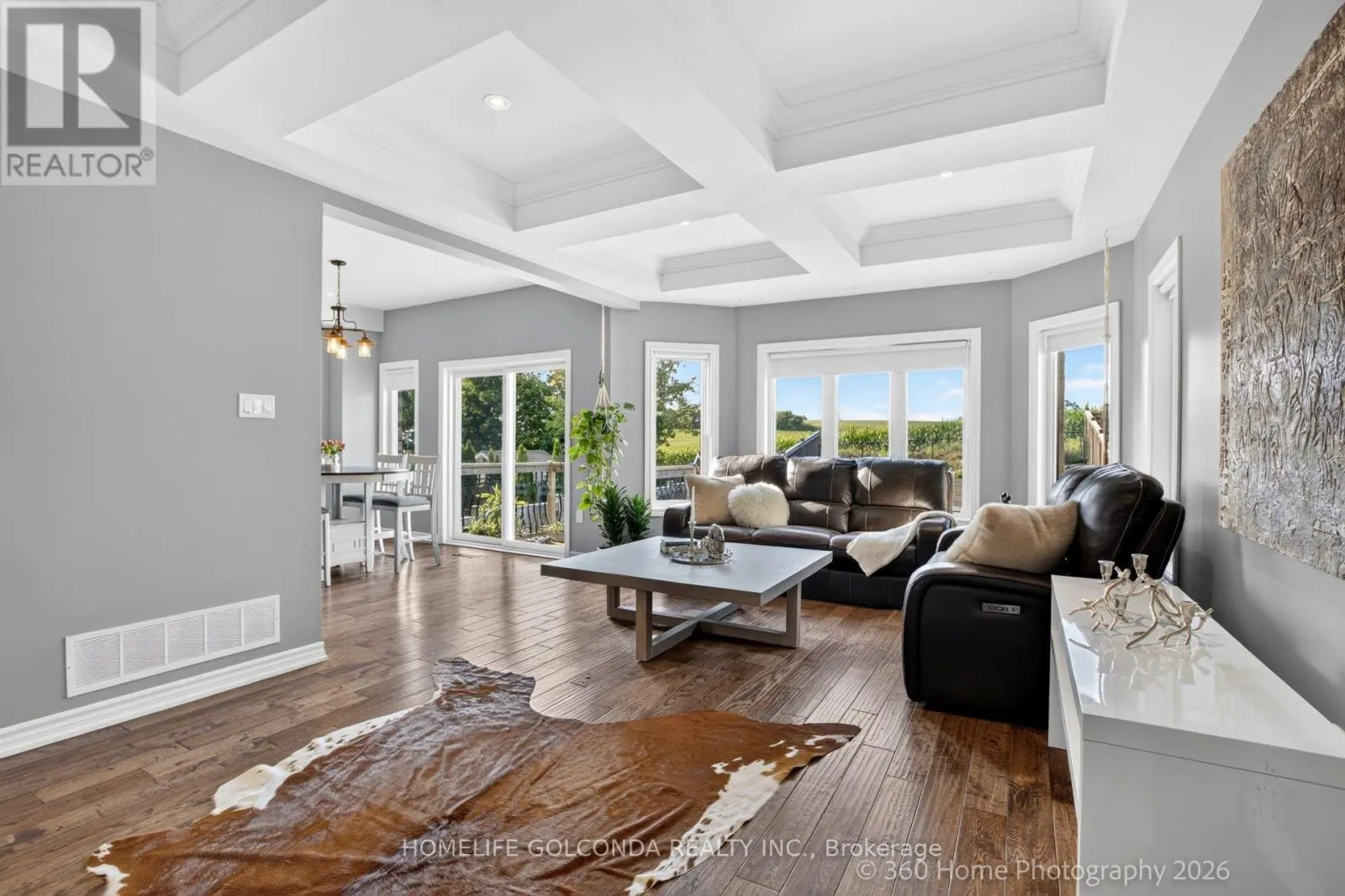 40 RIDGE GATE CRESCENT