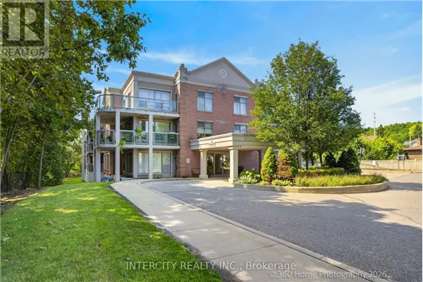 304 - 245 PINE GROVE ROAD