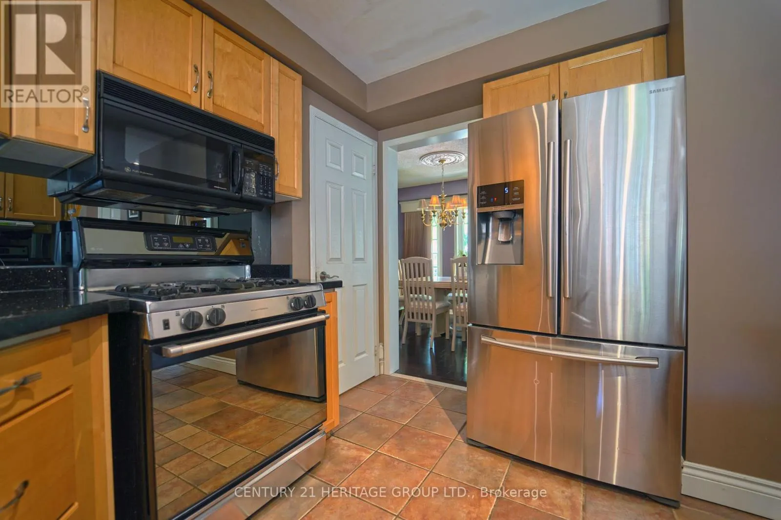 3 PRIMROSE PATH CRESCENT