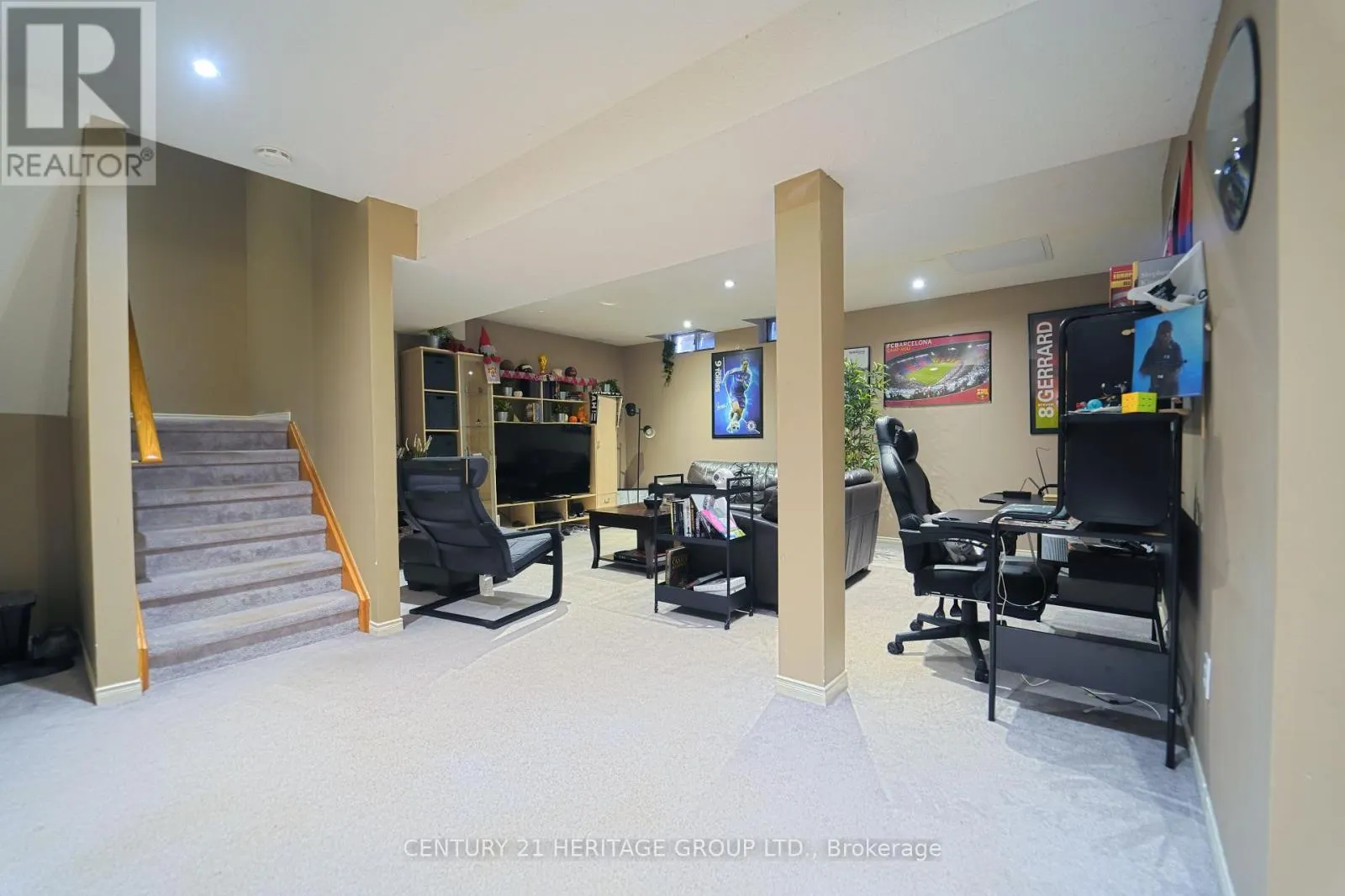 3 PRIMROSE PATH CRESCENT
