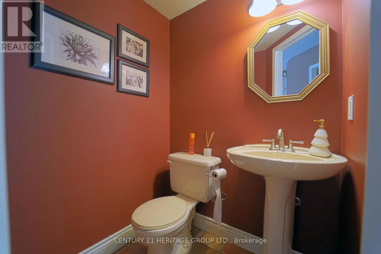 3 PRIMROSE PATH CRESCENT