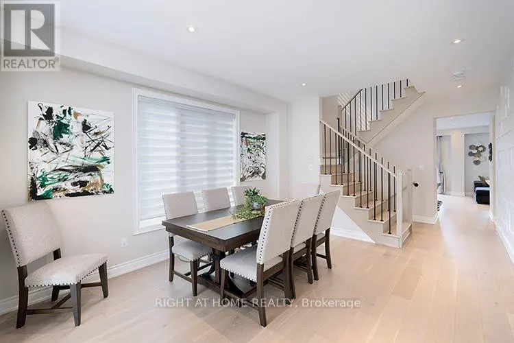 87 CARONDALE SQUARE