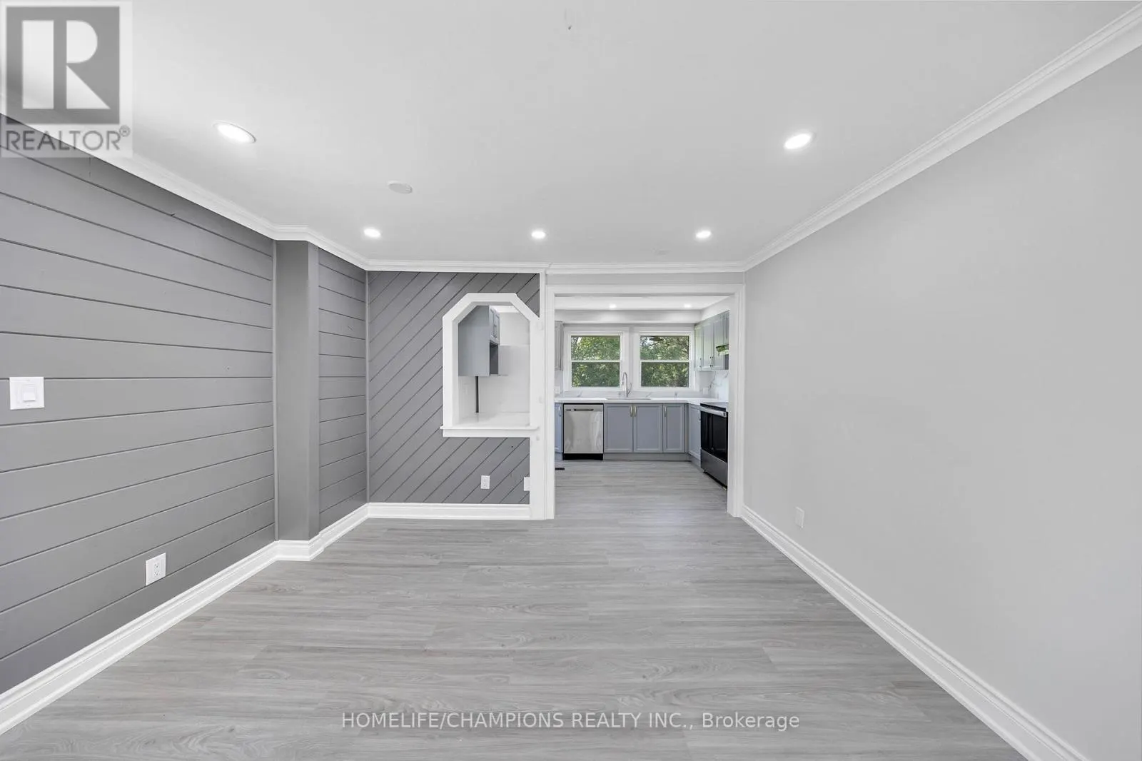 997 MOUNT ALBERT ROAD
