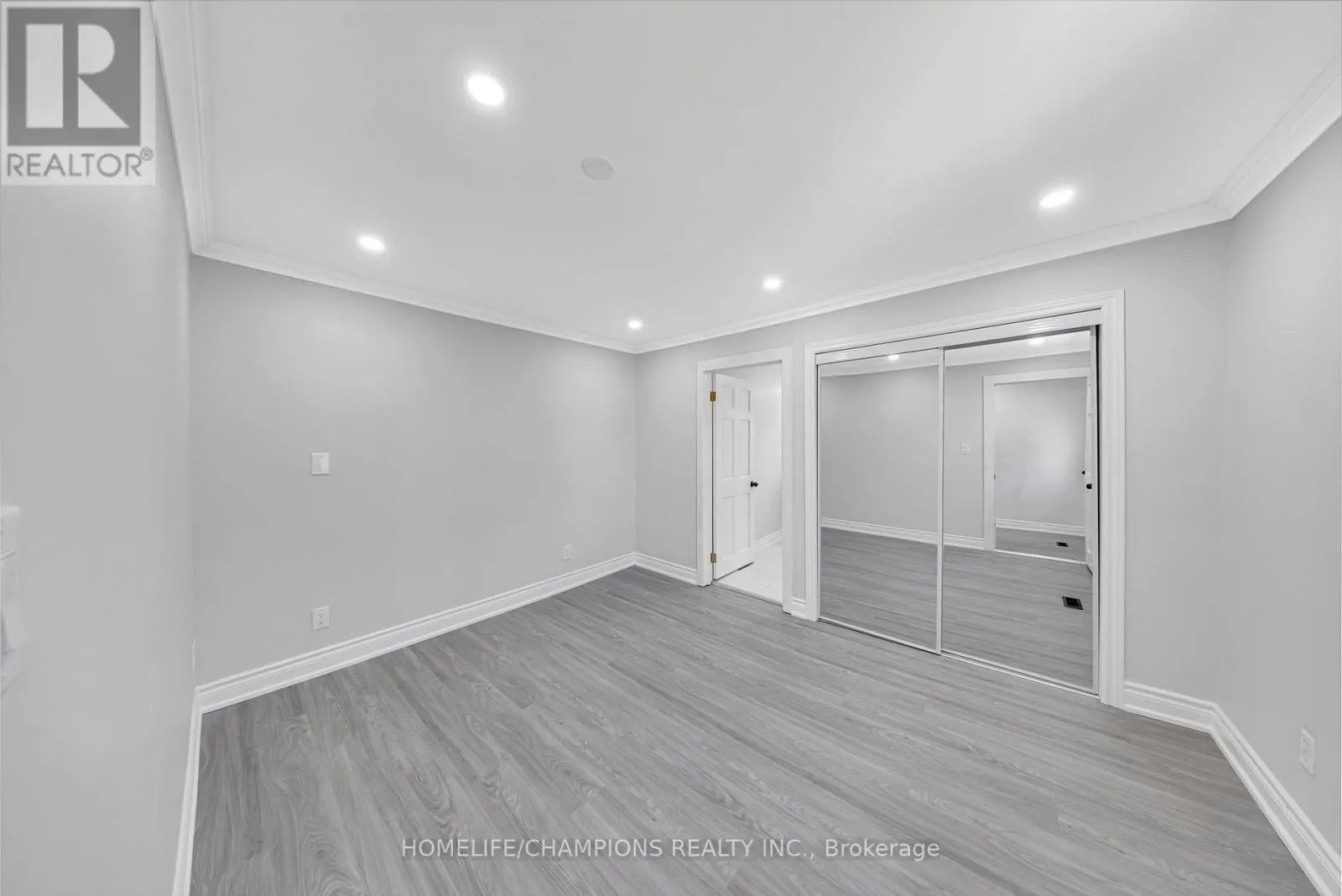 997 MOUNT ALBERT ROAD