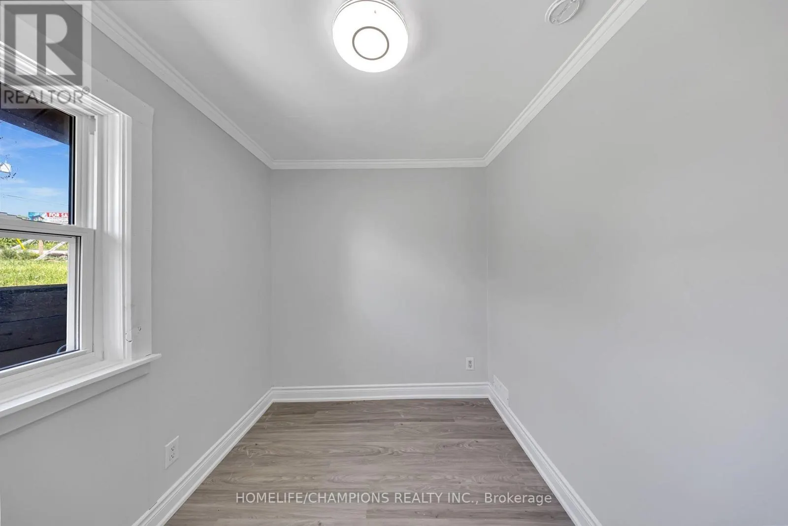 997 MOUNT ALBERT ROAD
