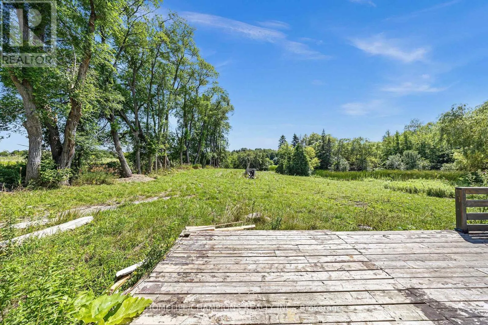 997 MOUNT ALBERT ROAD
