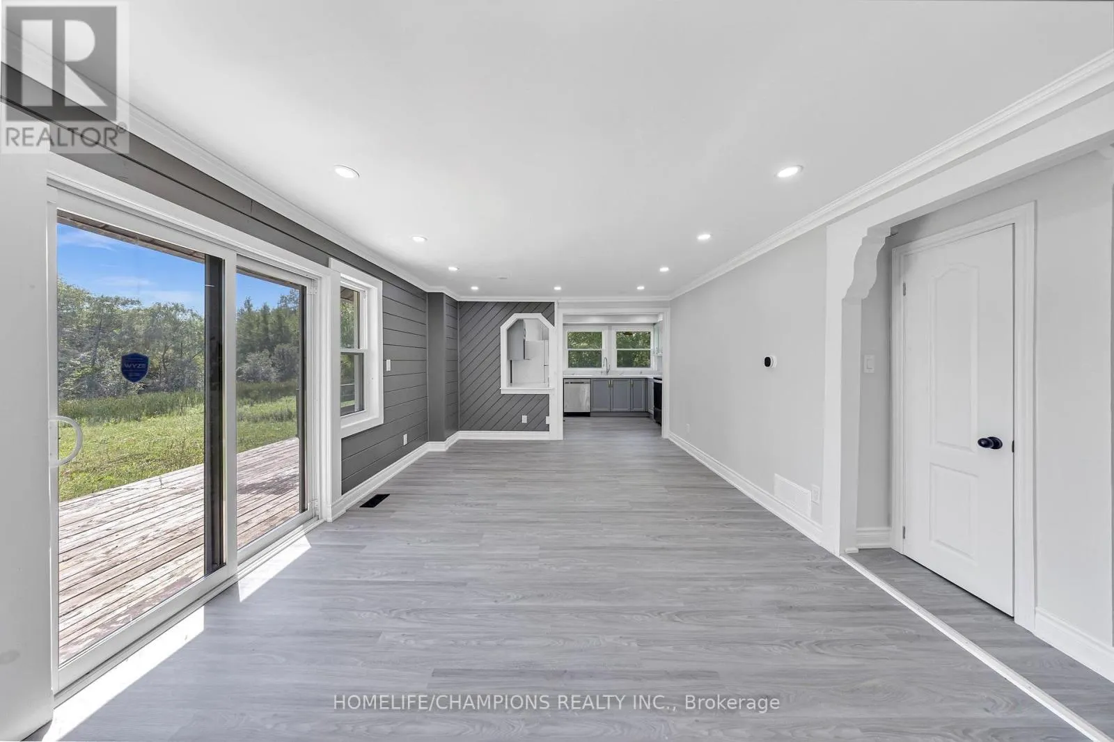 997 MOUNT ALBERT ROAD