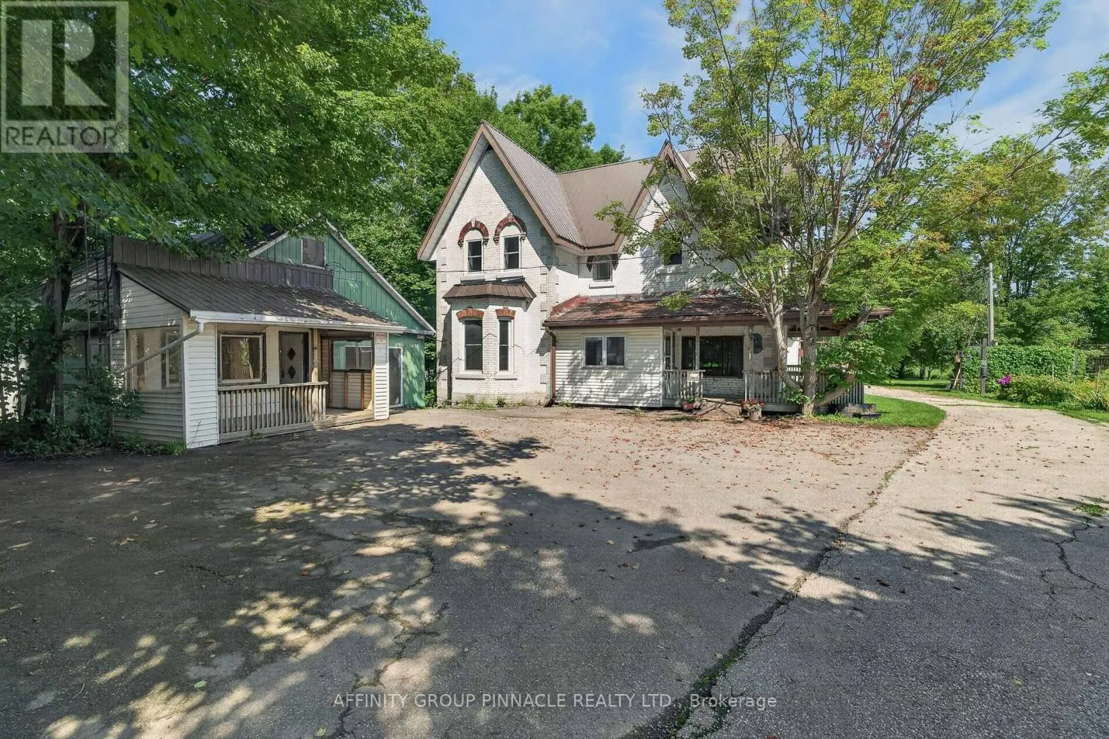1395 THORAH CONCESSION 9 ROAD