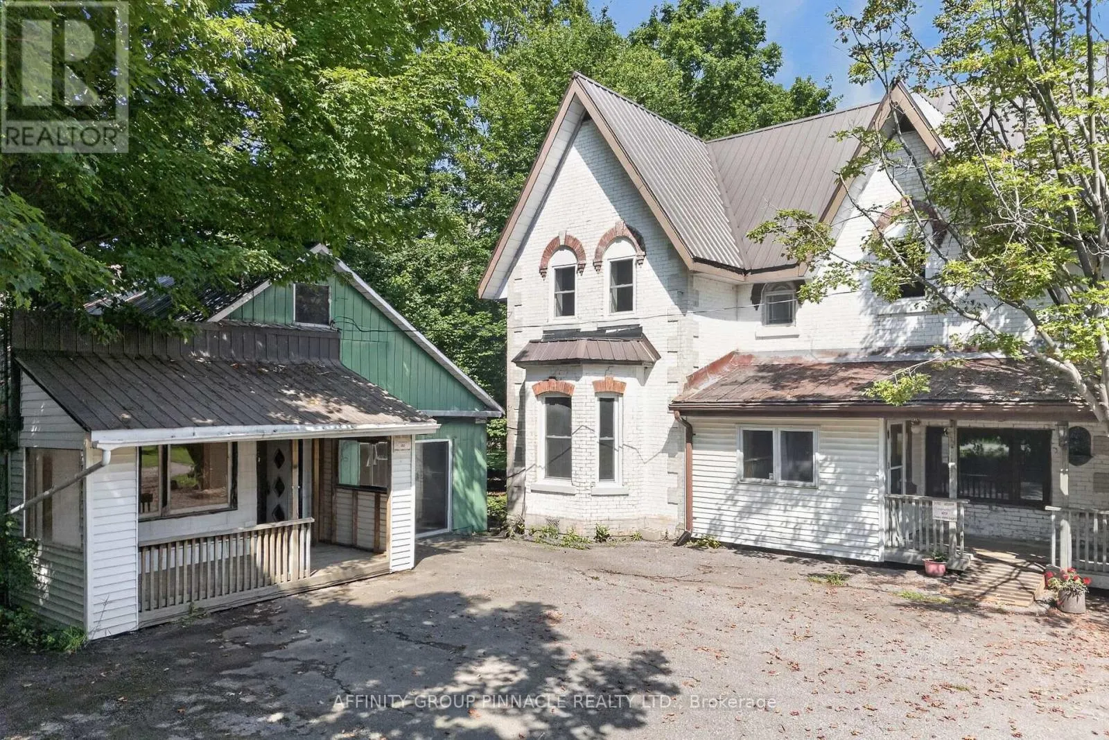 1395 THORAH CONCESSION 9 ROAD