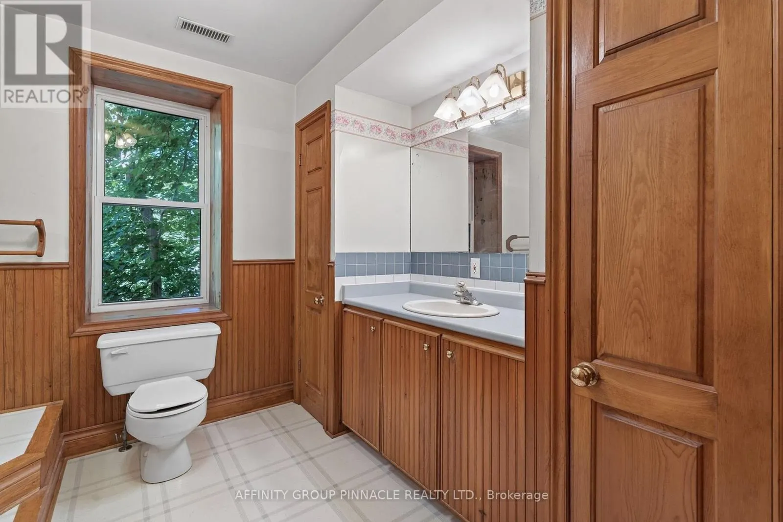 1395 THORAH CONCESSION 9 ROAD