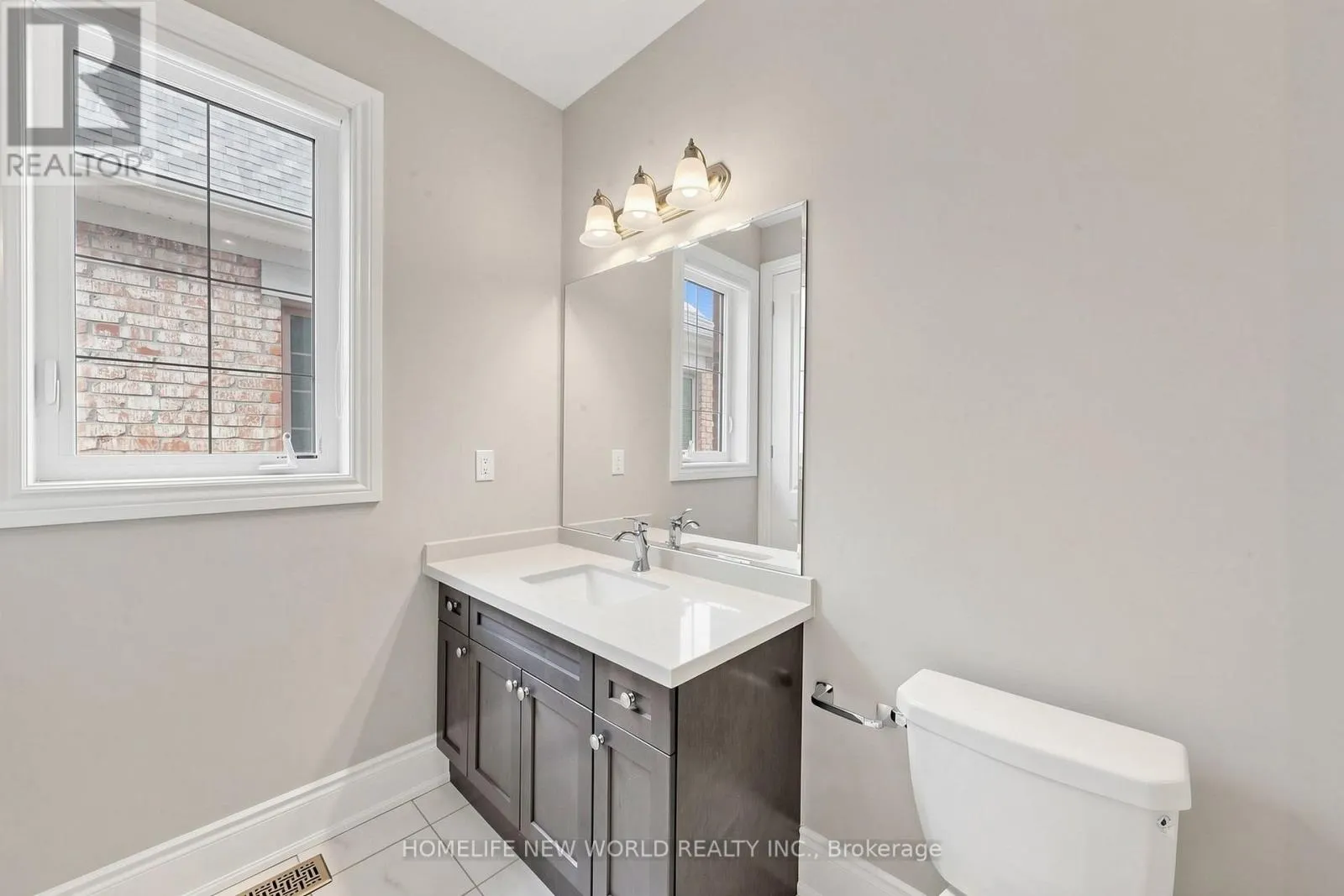 62 RIDGEPOINT ROAD