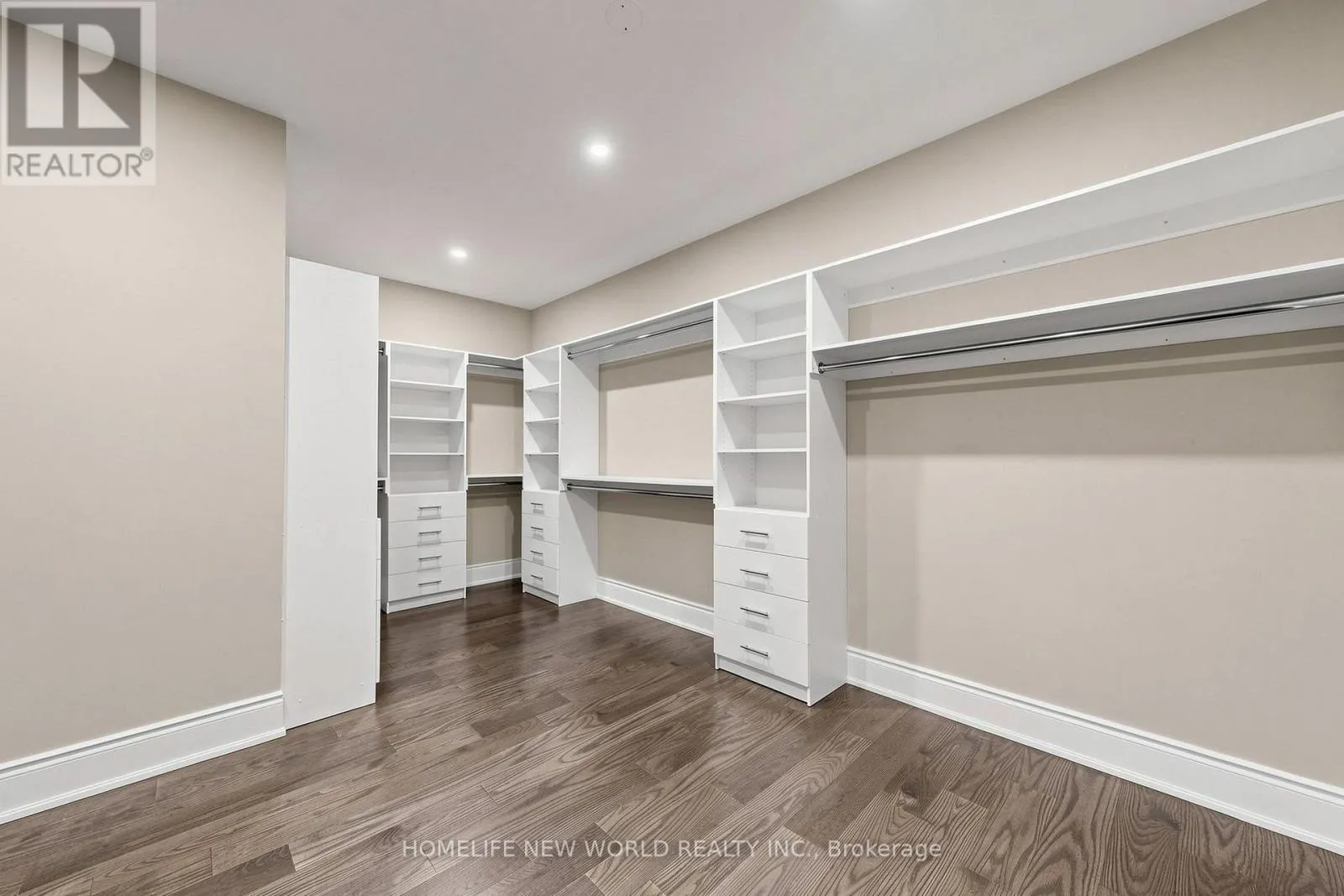 62 RIDGEPOINT ROAD