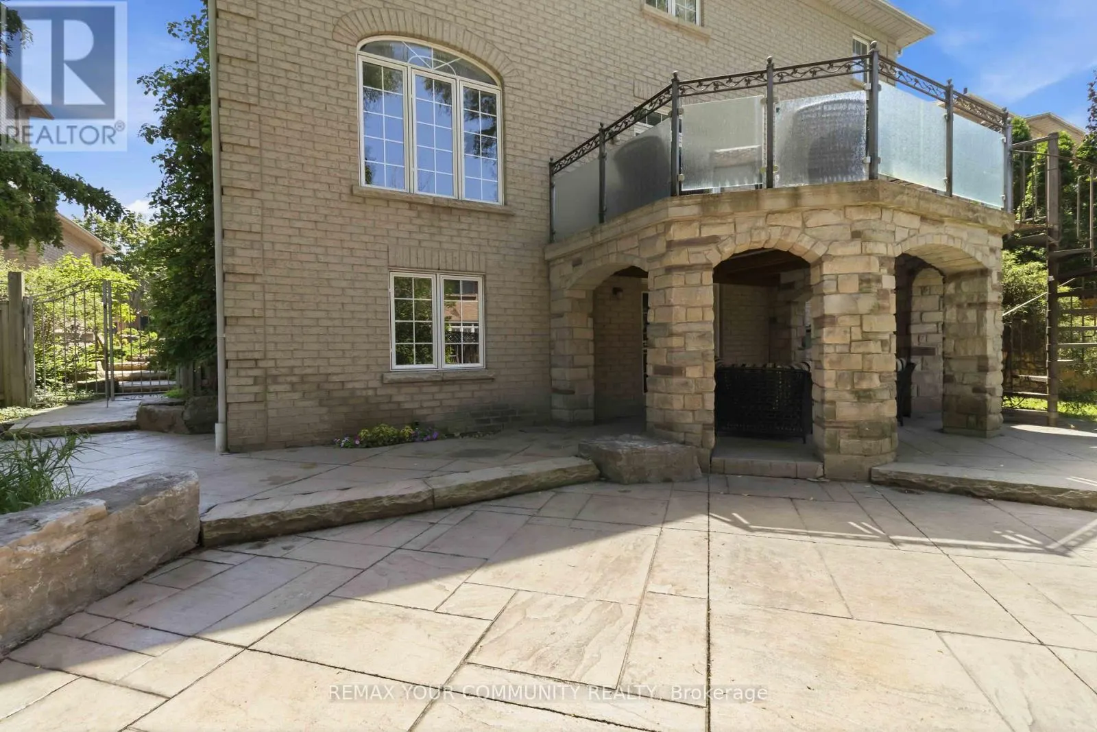 171 LANGTRY PLACE