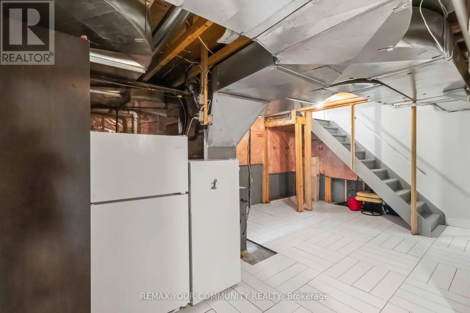 171 LANGTRY PLACE