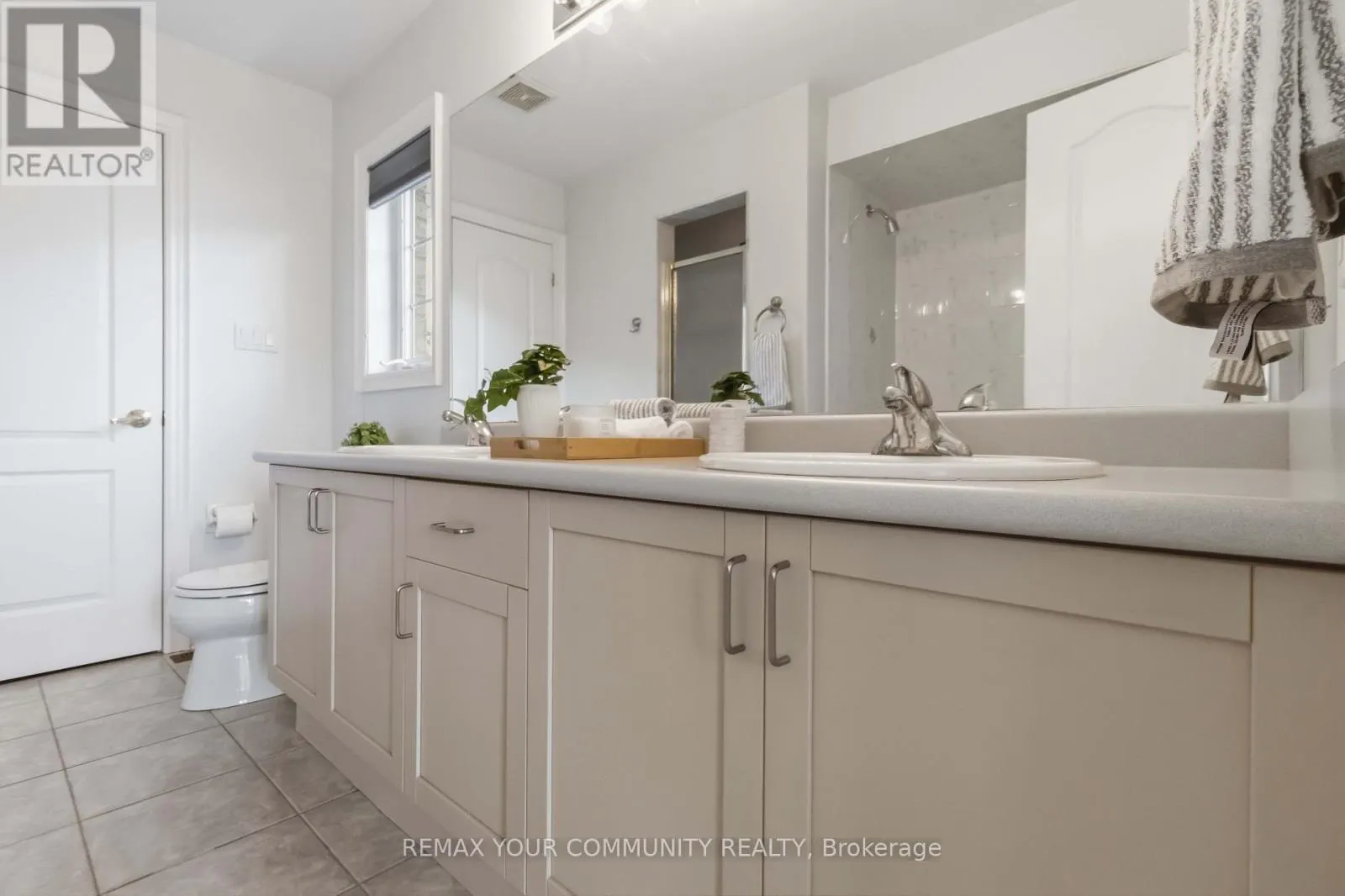 171 LANGTRY PLACE