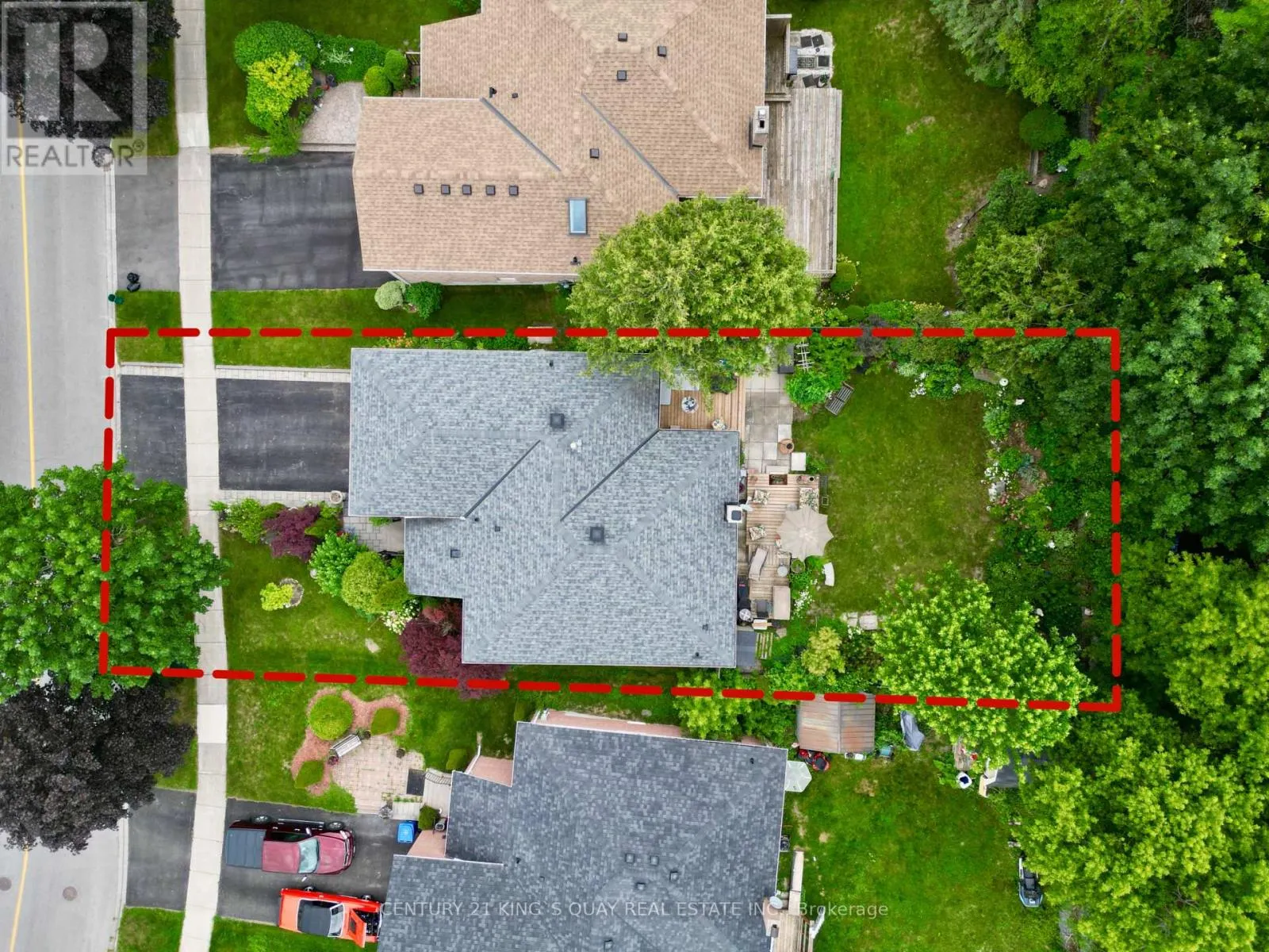 40 STONEHILL BOULEVARD