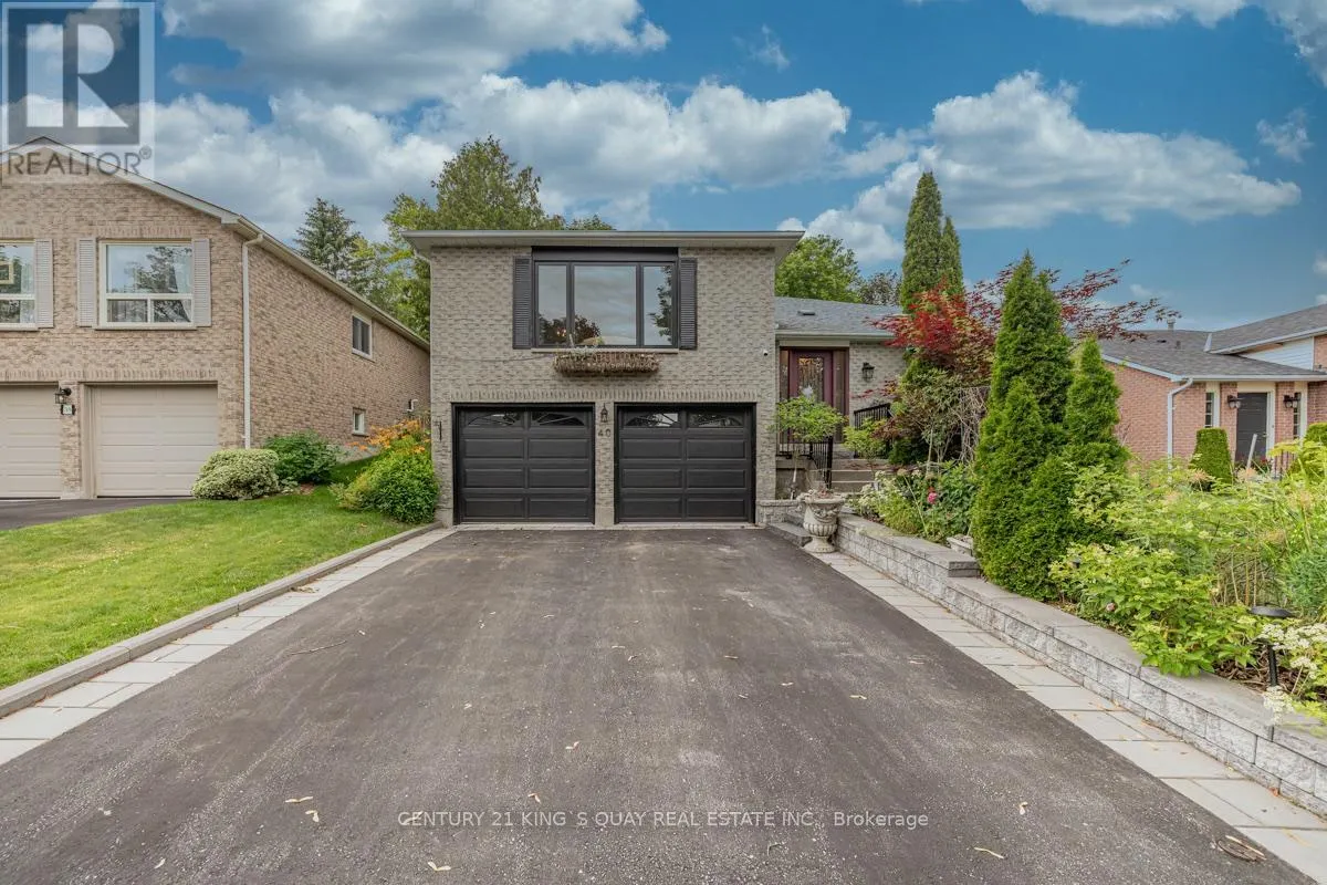 40 STONEHILL BOULEVARD