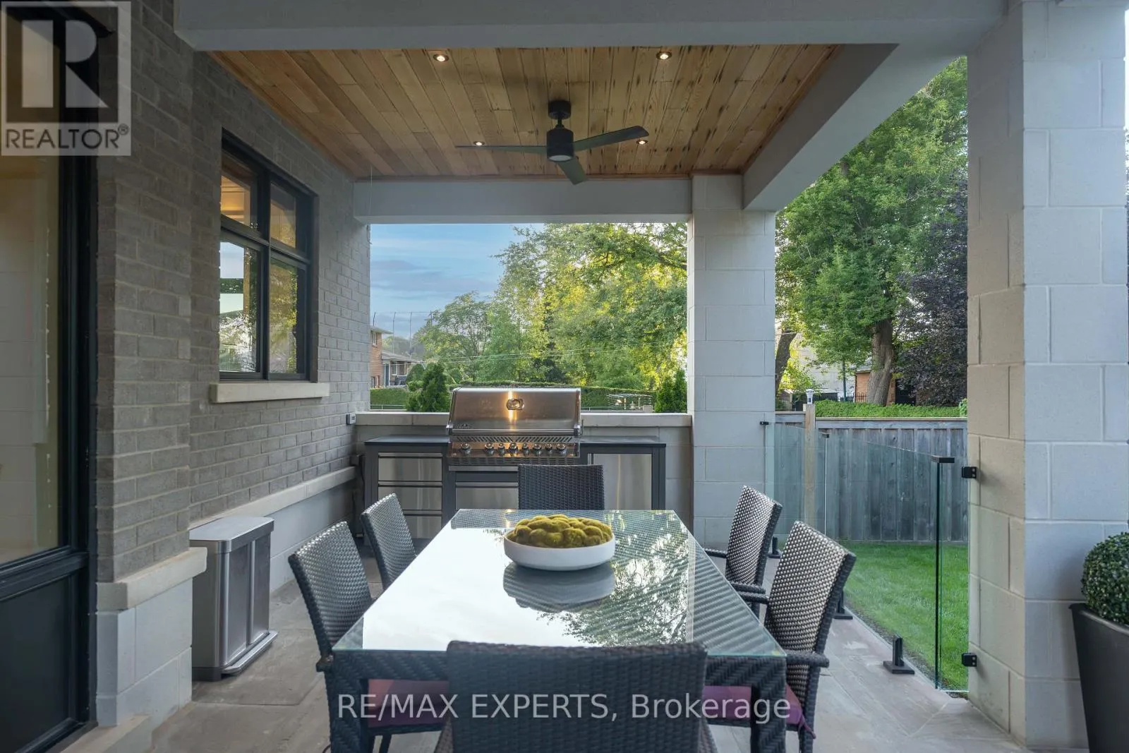 108 HOLLINGSWORTH DRIVE