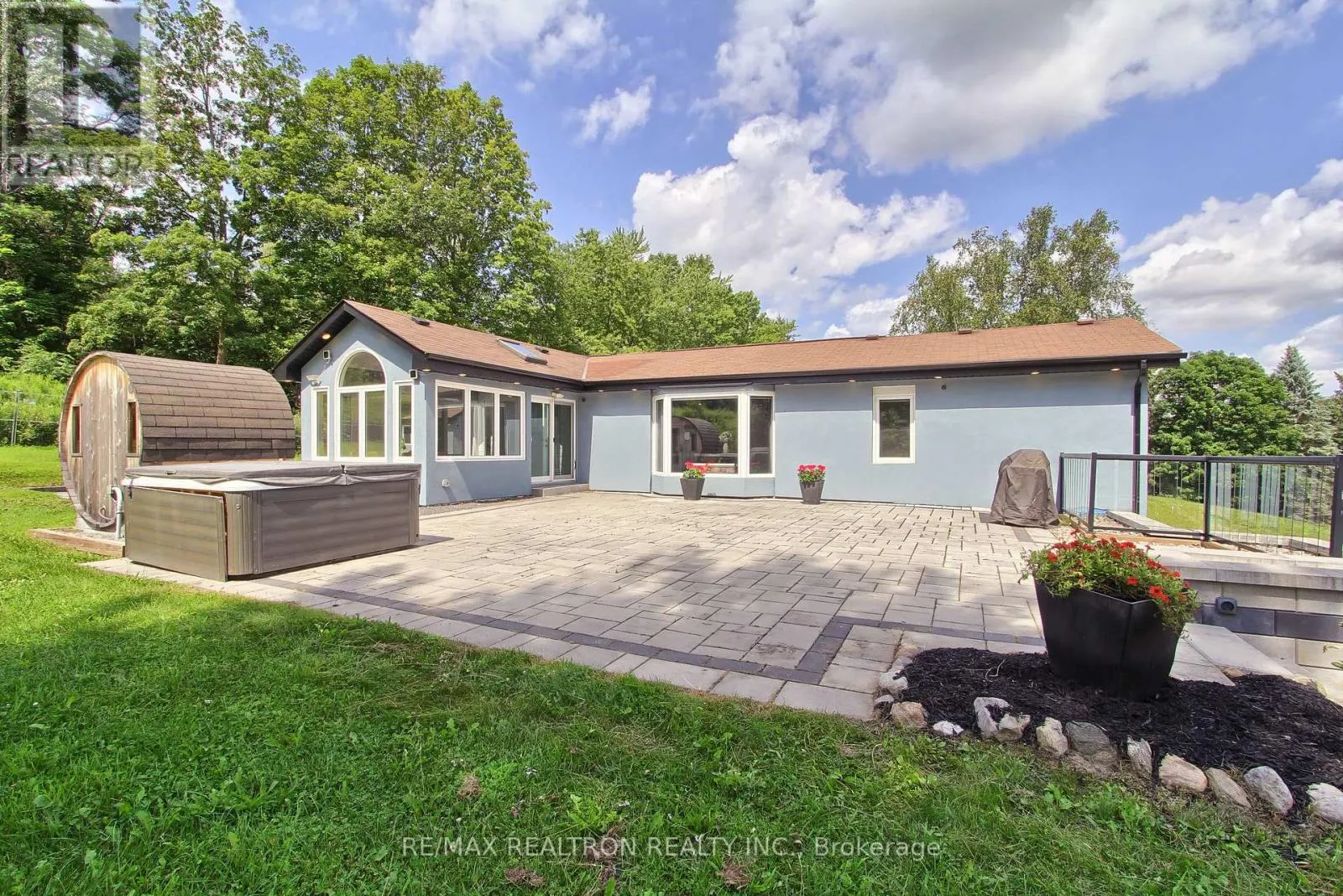 3433 MOUNT ALBERT ROAD