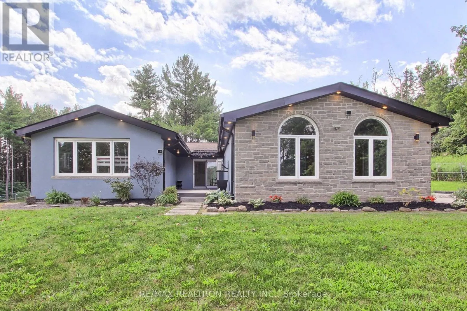 3433 MOUNT ALBERT ROAD